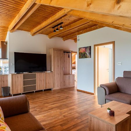 Bed&Breakfast Vinarija Coner Bjelovar Eksteriør bilde