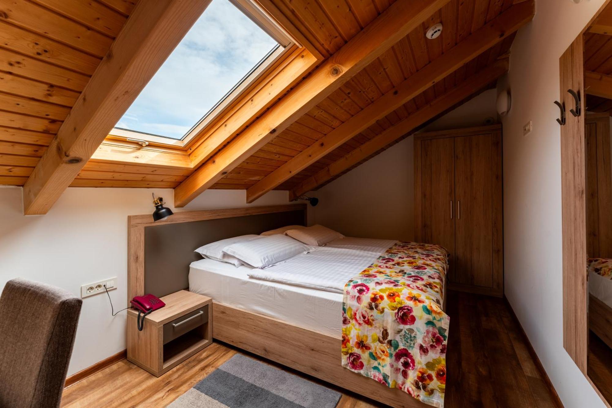 Bed&Breakfast Vinarija Coner Bjelovar Eksteriør bilde