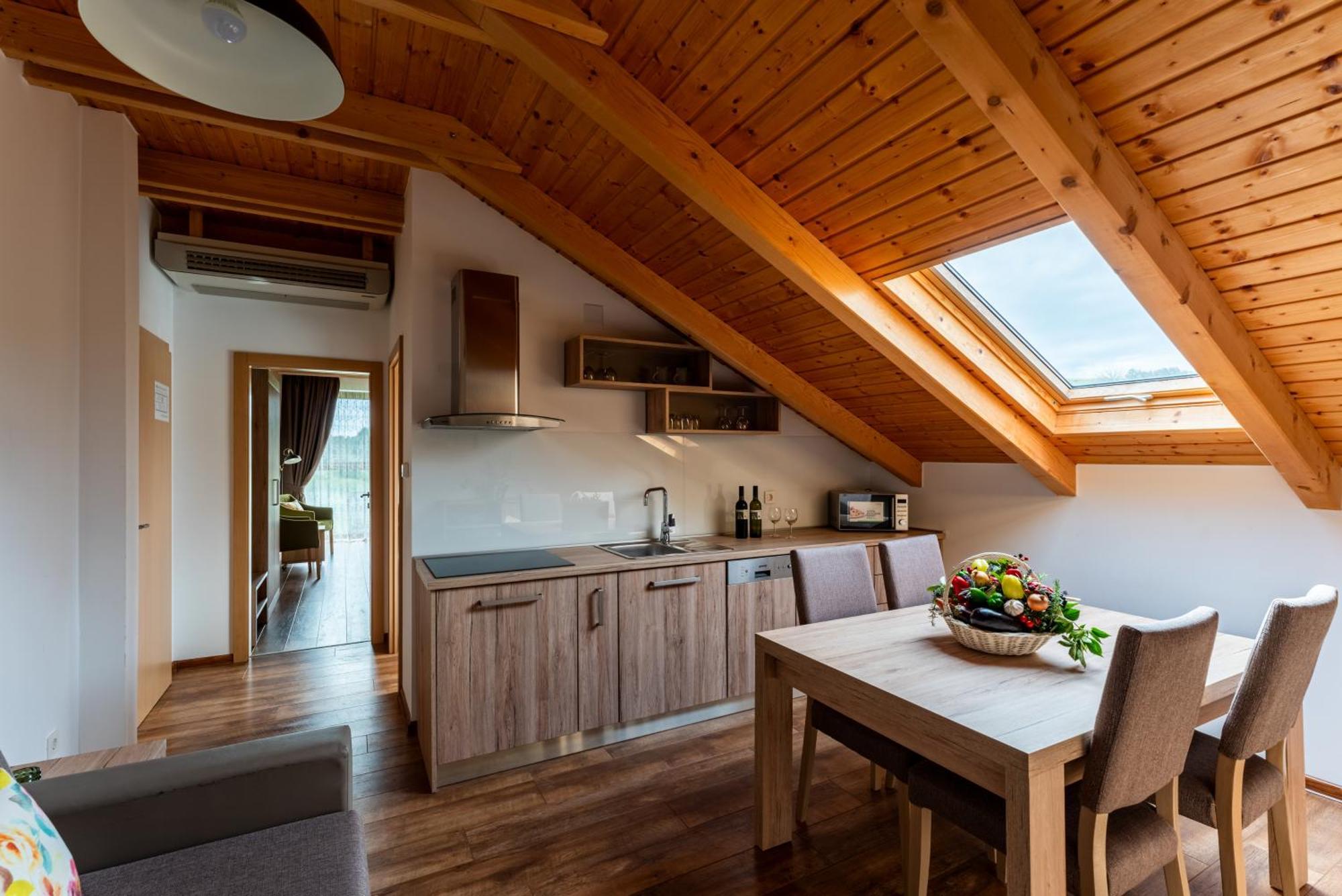 Bed&Breakfast Vinarija Coner Bjelovar Eksteriør bilde