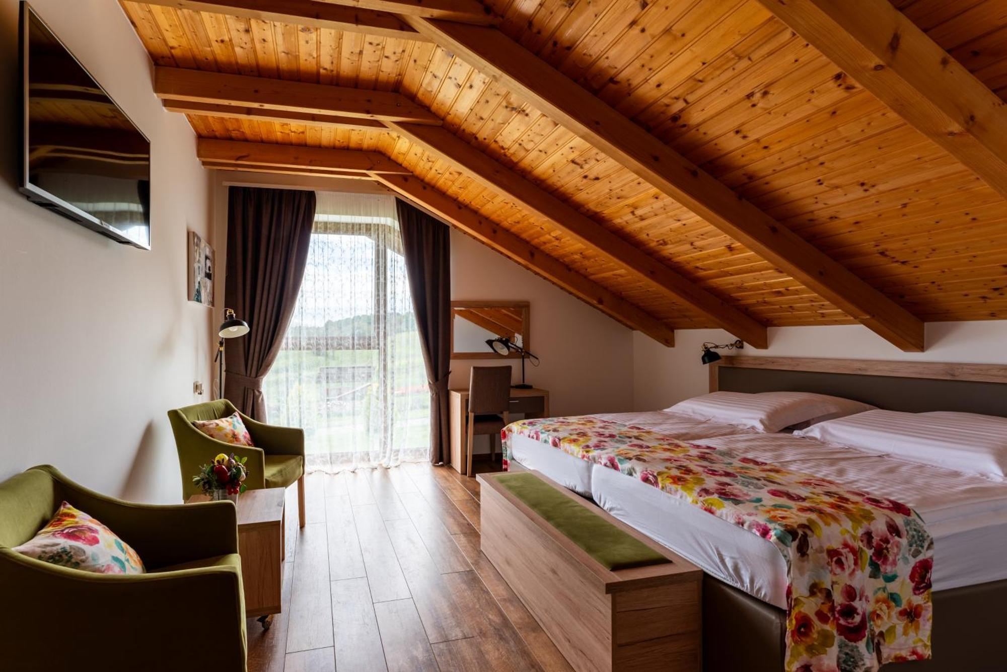 Bed&Breakfast Vinarija Coner Bjelovar Eksteriør bilde