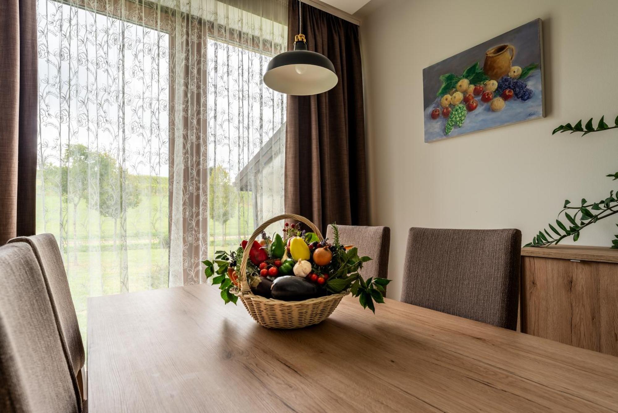 Bed&Breakfast Vinarija Coner Bjelovar Eksteriør bilde