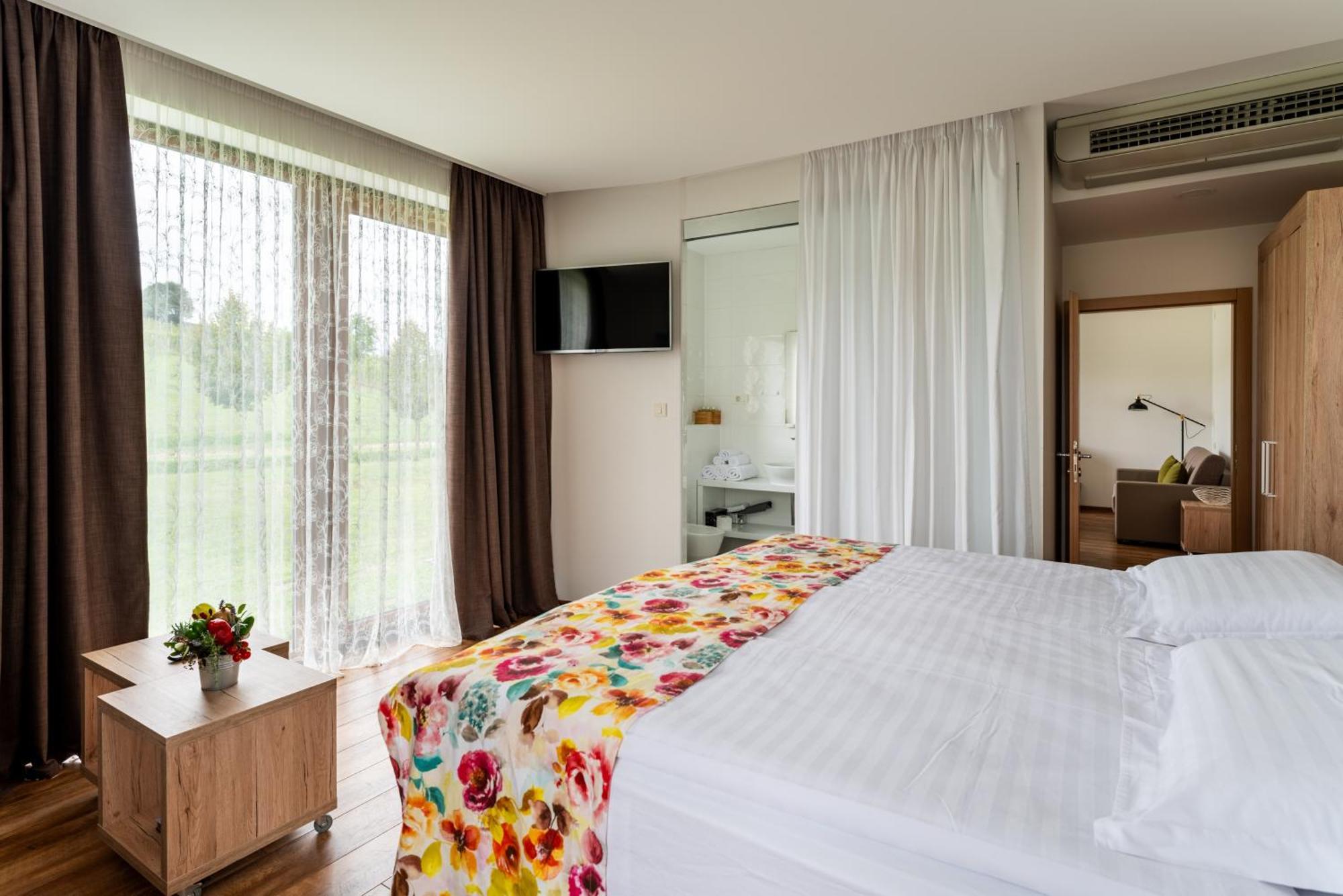 Bed&Breakfast Vinarija Coner Bjelovar Eksteriør bilde