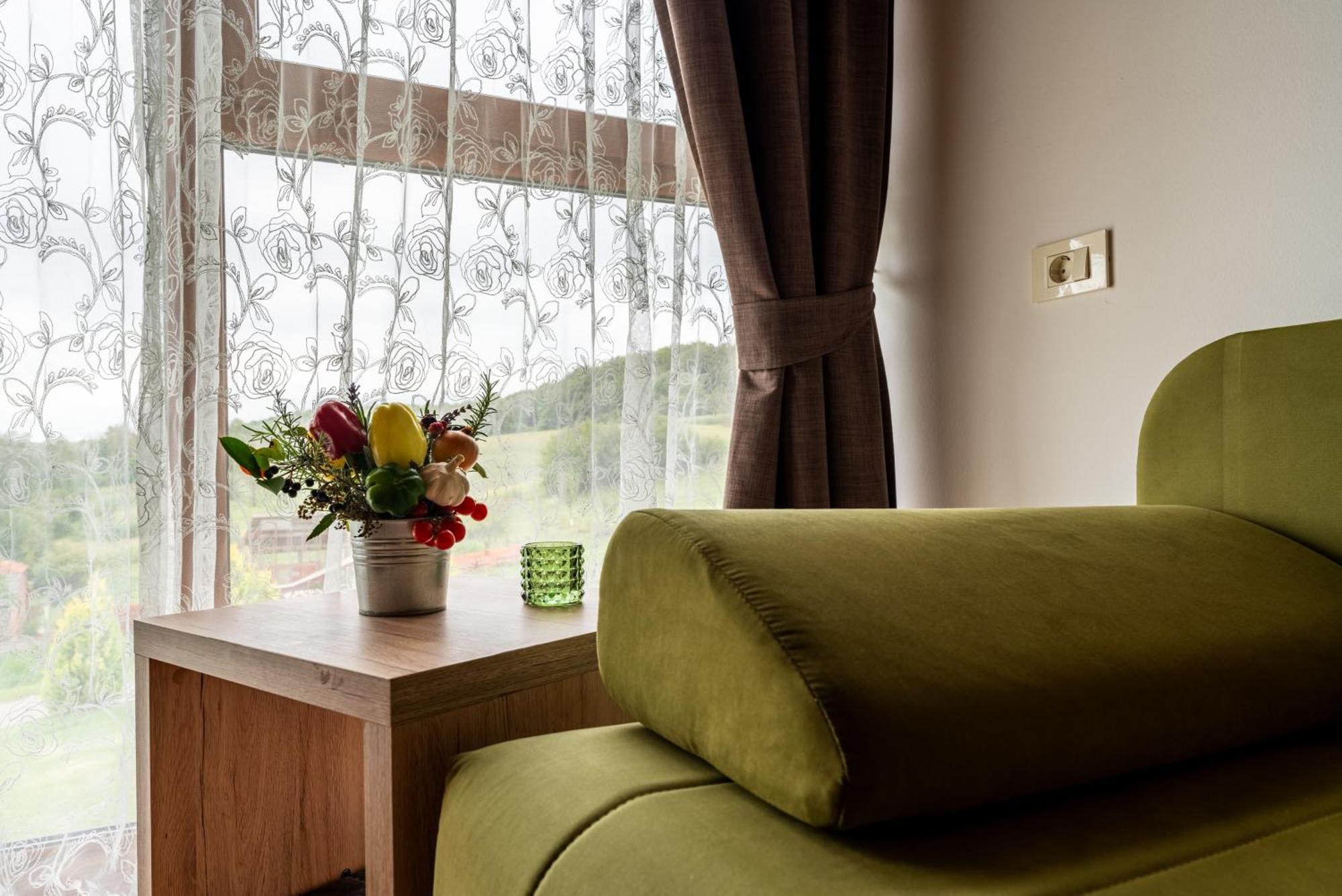 Bed&Breakfast Vinarija Coner Bjelovar Eksteriør bilde