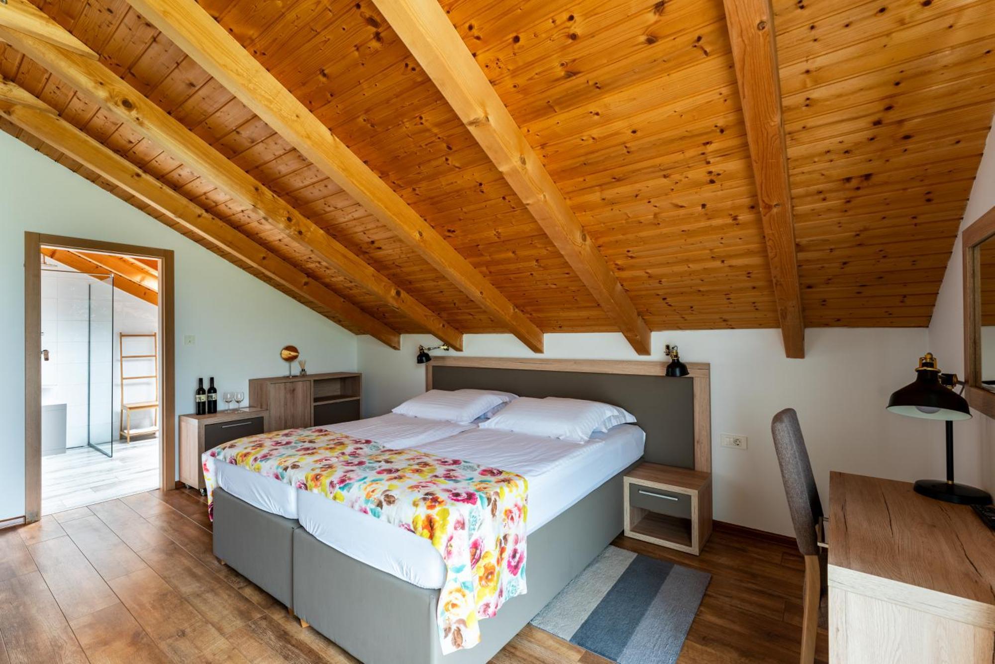 Bed&Breakfast Vinarija Coner Bjelovar Eksteriør bilde