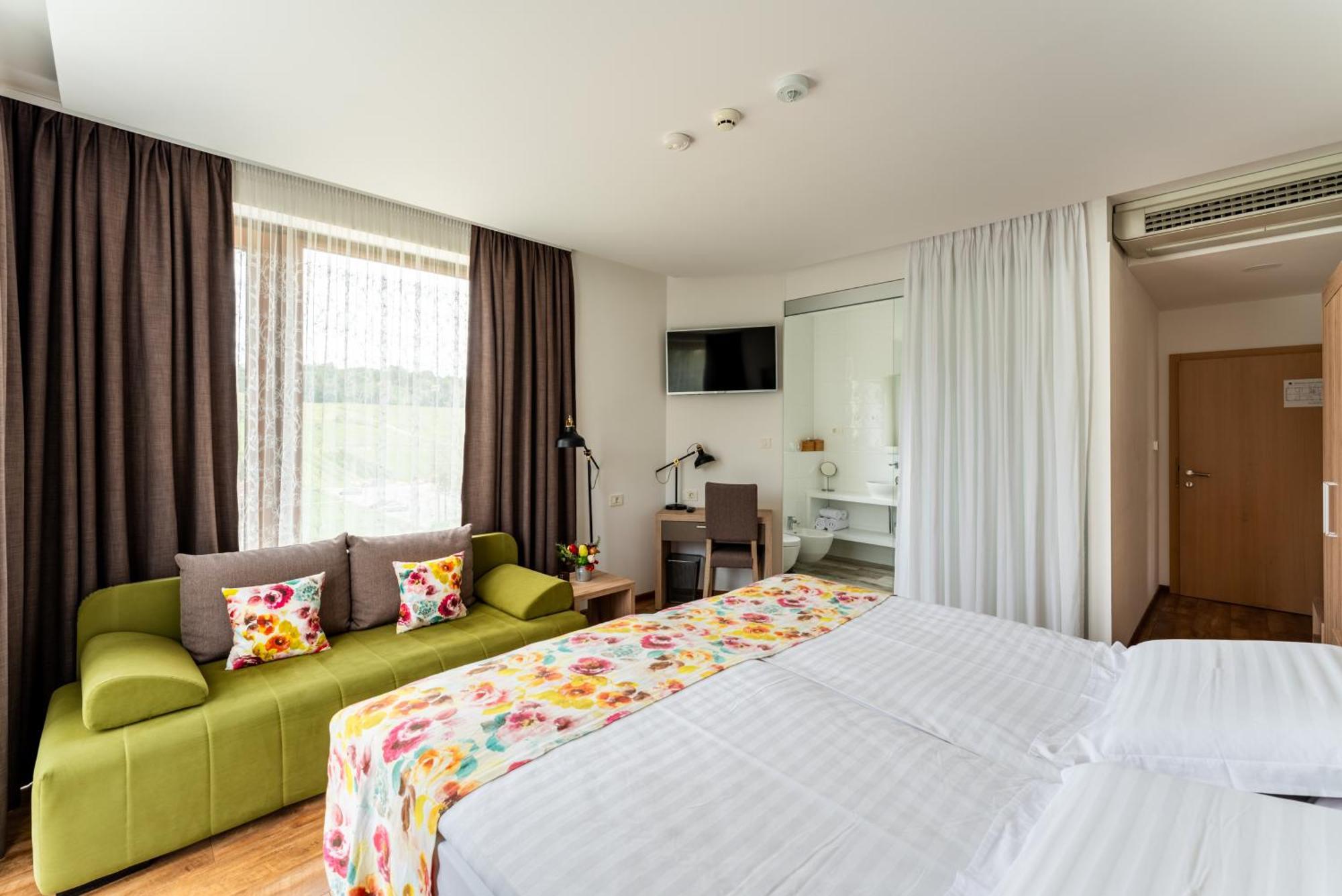 Bed&Breakfast Vinarija Coner Bjelovar Eksteriør bilde